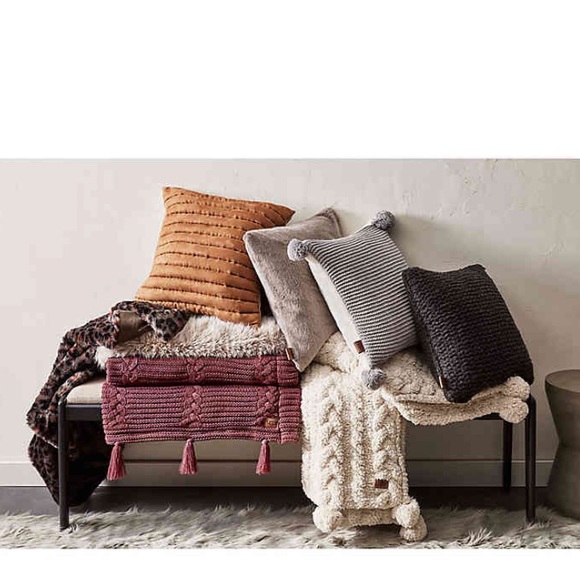 UGG® Alameda Throw Blanket in Dusty Rose - Picture 6 of 6